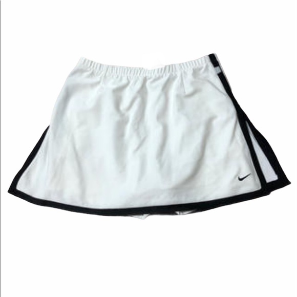 Nike Dresses & Skirts - Nike Dri Fit White Tennis Skirt with Black Edge